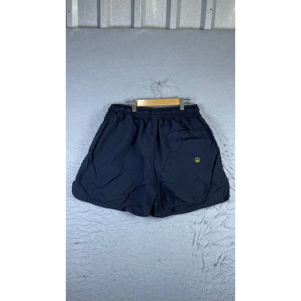 Nike Shorts Mens Large Blue Excellent Graphic Daisy Globe Peace Sign Nylon